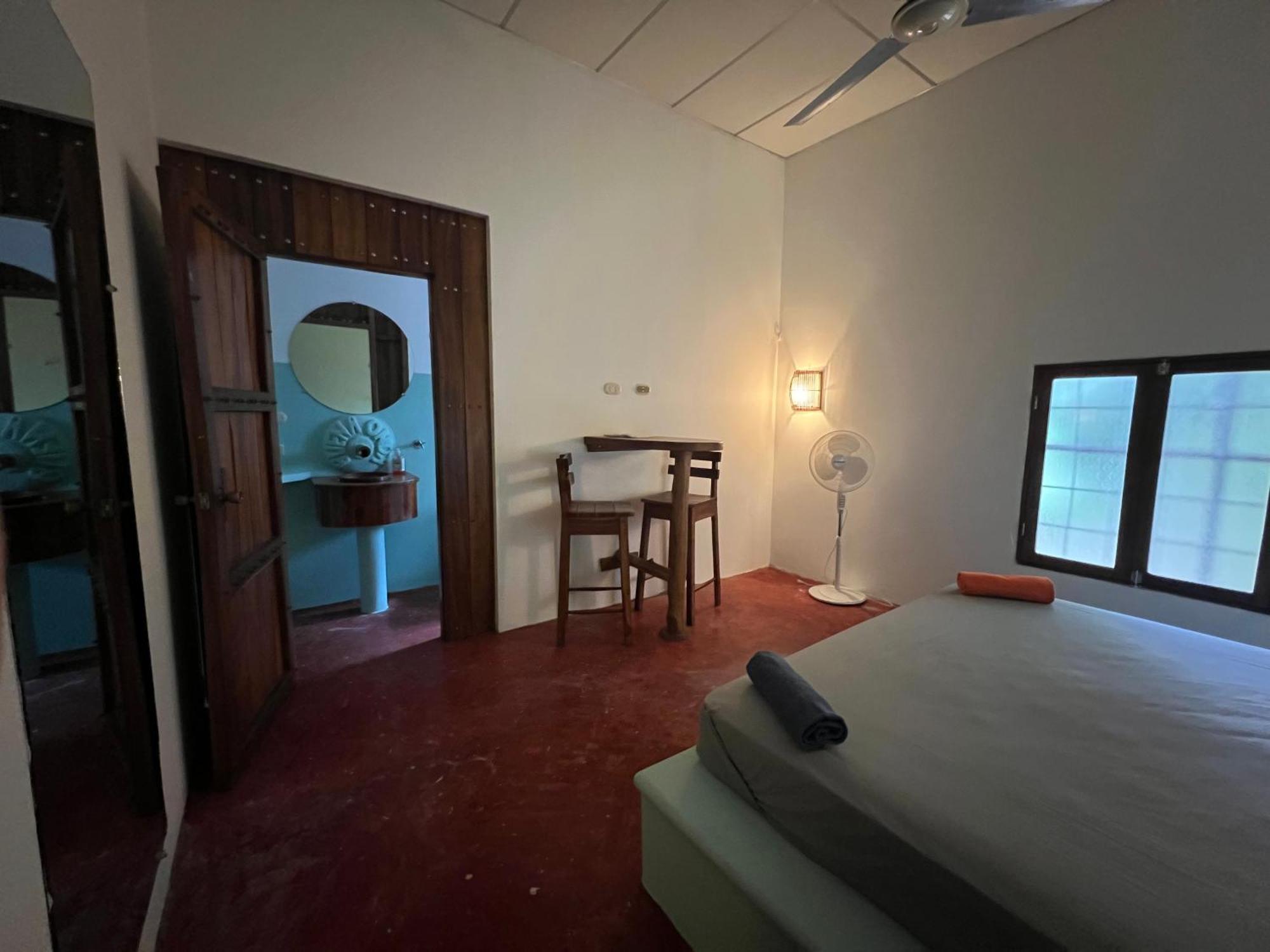 Hotel Buena Onda Backpackers San Juan del Sur Exterior foto